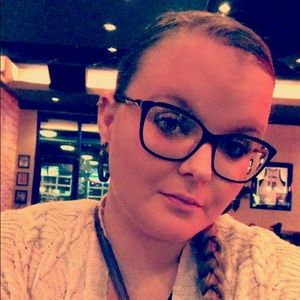 Meet your Posher, Fallon